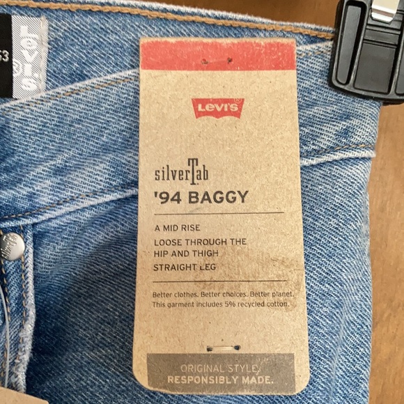 Relisted Levi’s 94’ baggy jean distressed midrise straight leg jean denim 28 - Picture 4 of 17